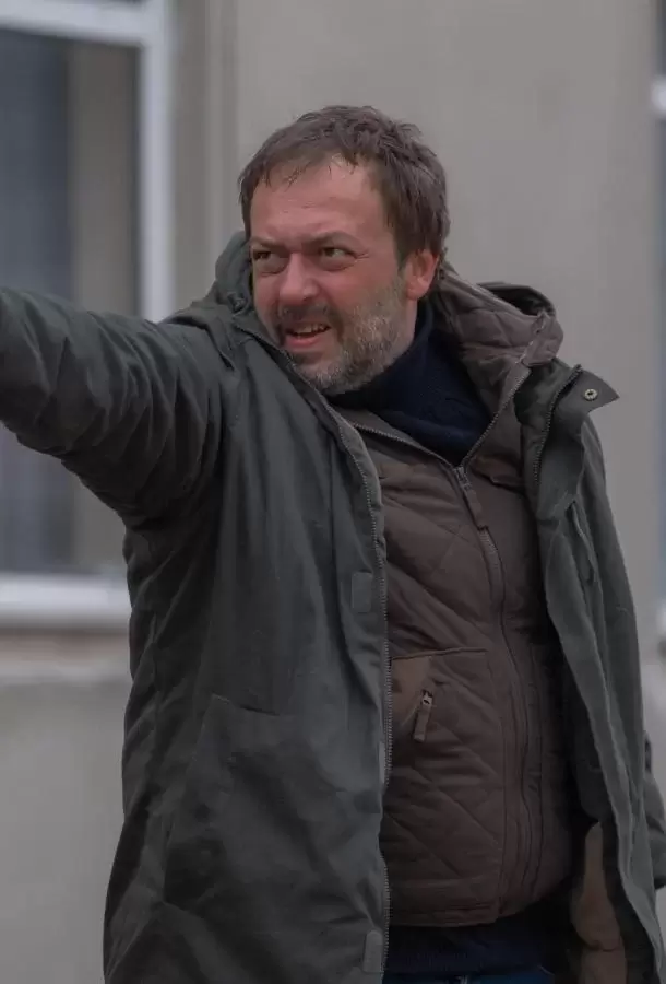 Город